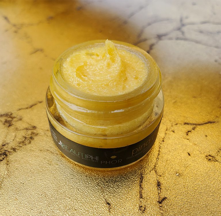 lip therapy scrub